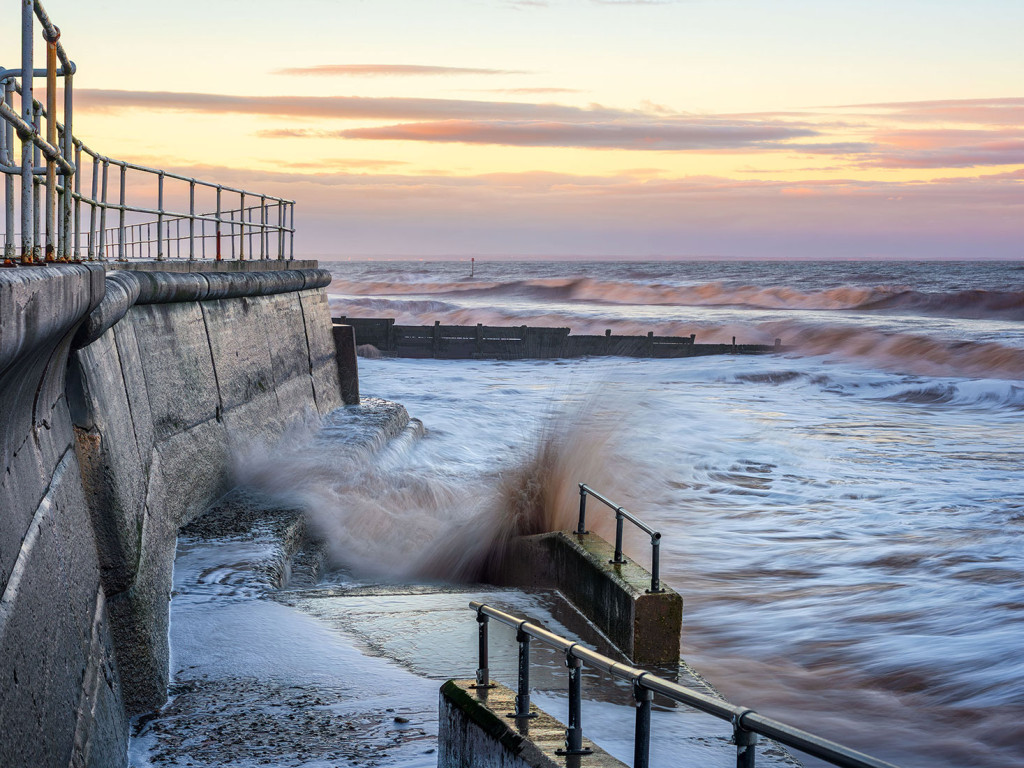 Hornsea High Tide-East Yorkshire